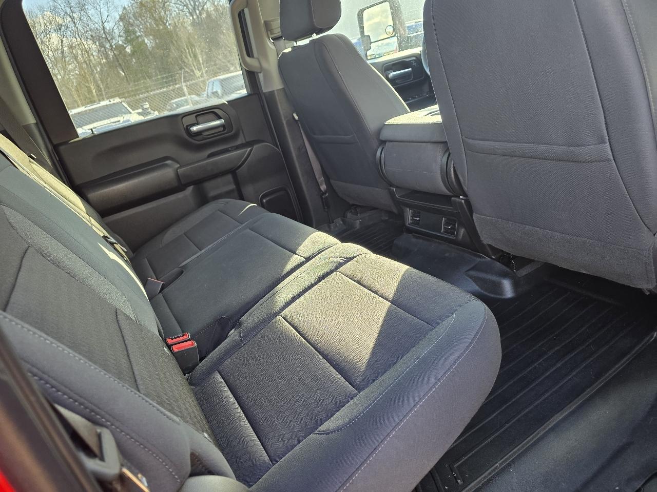 Chevrolet Silverado 2500HD Custom Crew Cab Short Box 4WD 2024