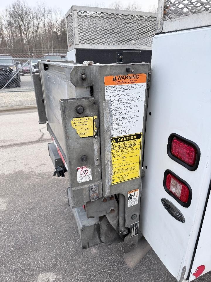 GMC Sierra 3500HD Pro Double Cab 4WD 2022