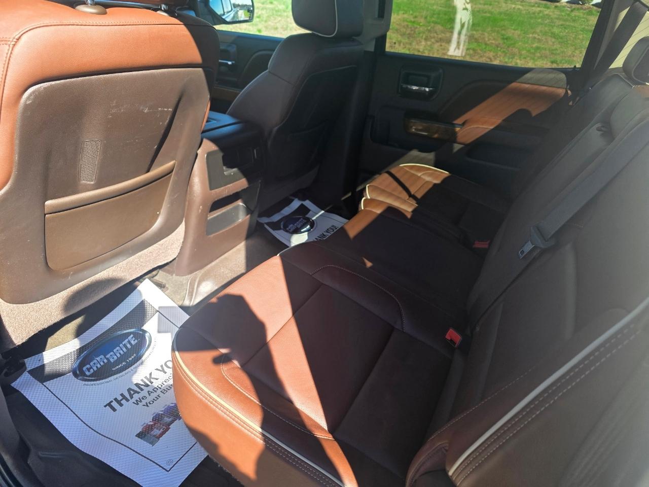 Chevrolet Silverado 1500 4WD Crew Cab 153.0" High Country 2015