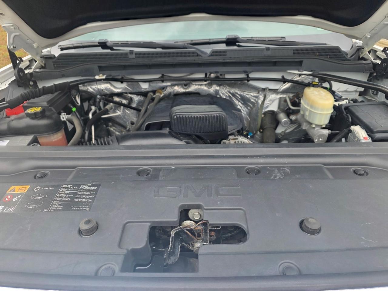 GMC Sierra 2500HD Denali Crew Cab 4WD 2016