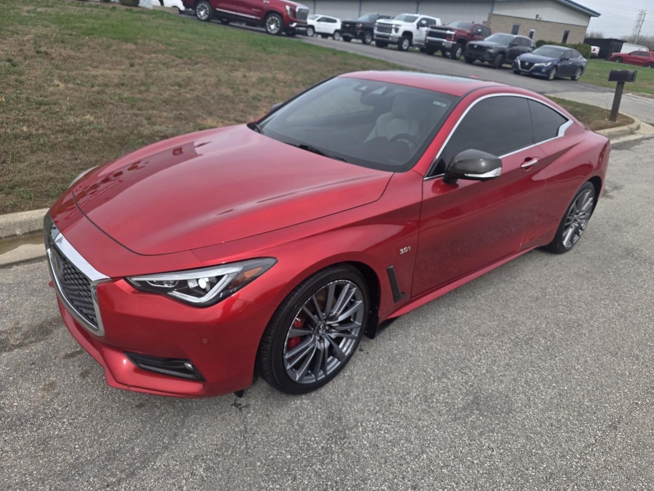 Infiniti Q60 Red Sport 400 AWD 2017