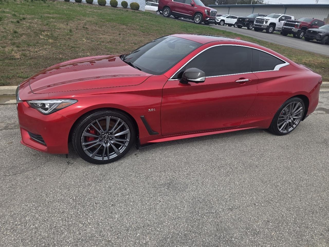 Infiniti Q60 Red Sport 400 AWD 2017