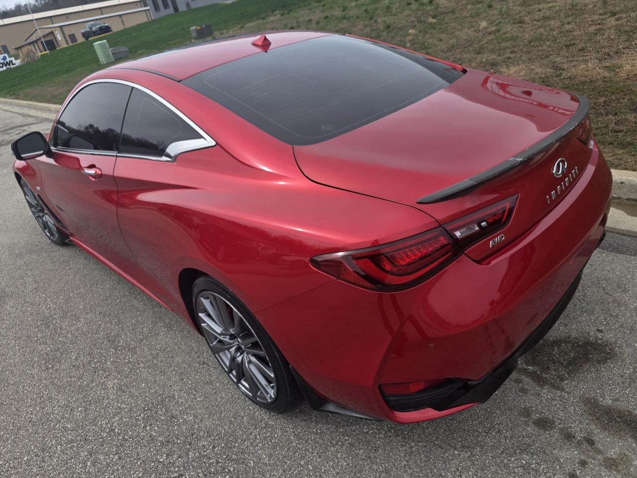 Infiniti Q60 Red Sport 400 AWD 2017