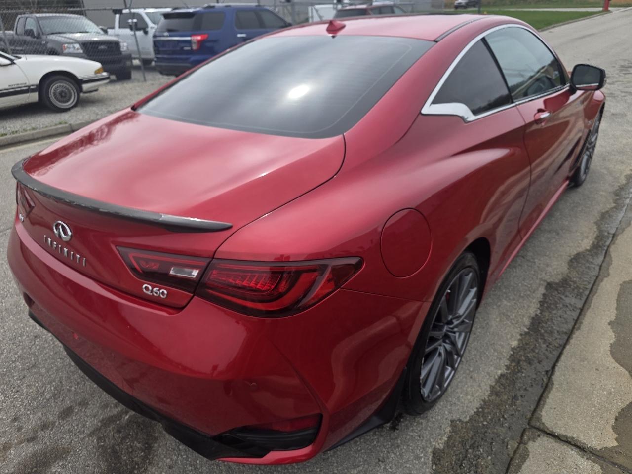 Infiniti Q60 Red Sport 400 AWD 2017