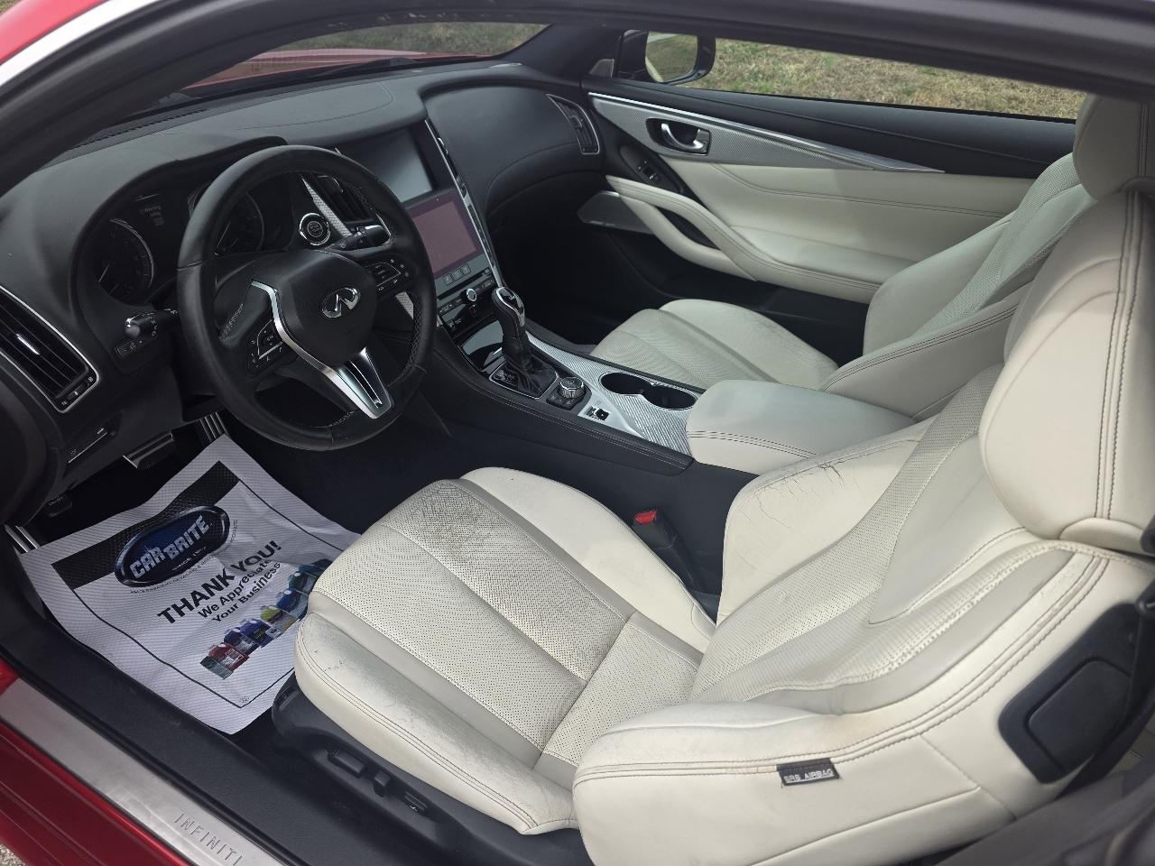 Infiniti Q60 Red Sport 400 AWD 2017