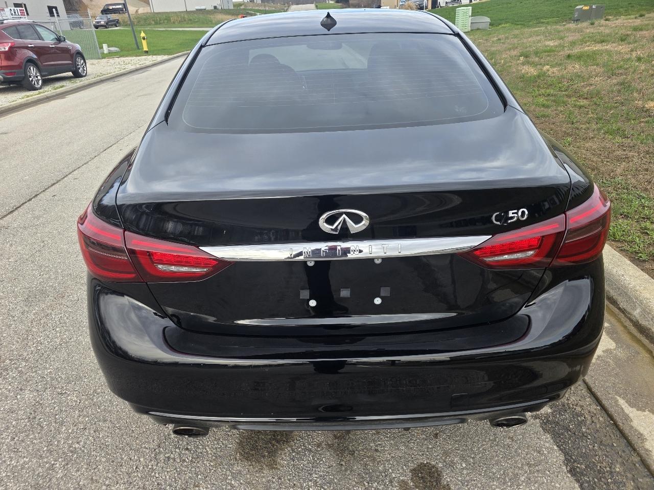 Infiniti Q50 3.0t LUXE 2020