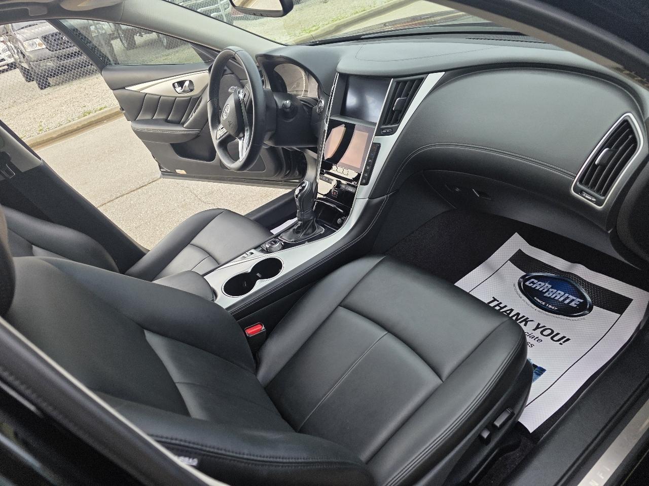 Infiniti Q50 3.0t LUXE 2020