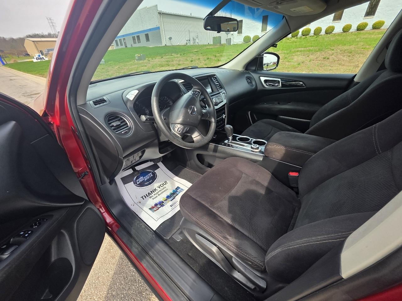 Nissan Pathfinder S 4WD 2014