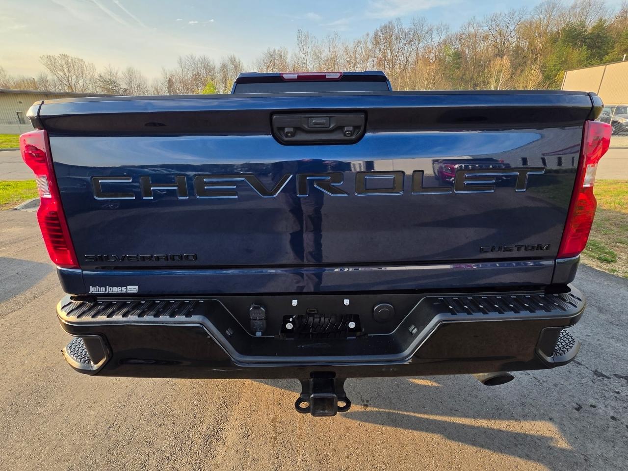 Chevrolet Silverado 2500HD Custom Crew Cab Short Box 4WD 2022