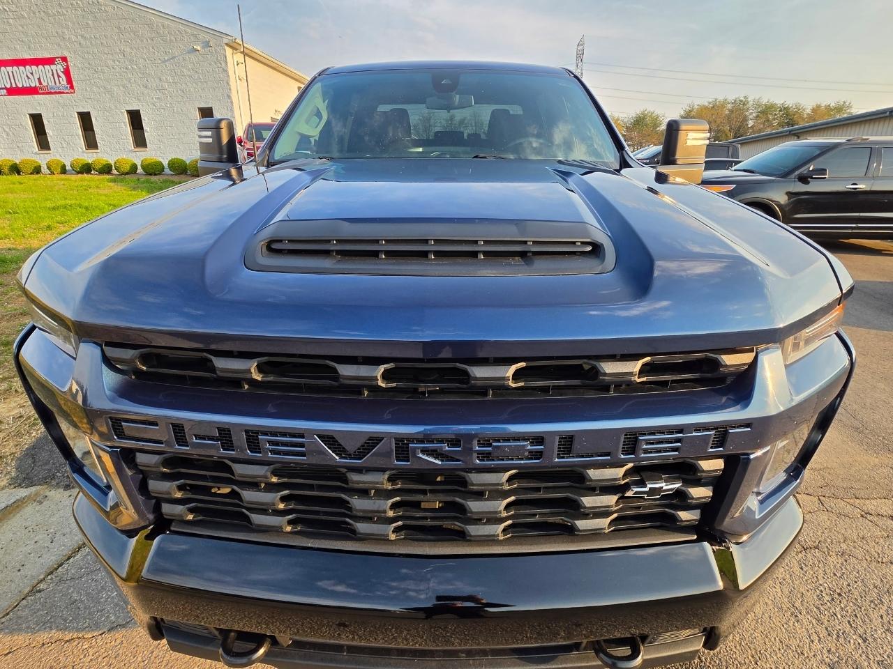 Chevrolet Silverado 2500HD Custom Crew Cab Short Box 4WD 2022