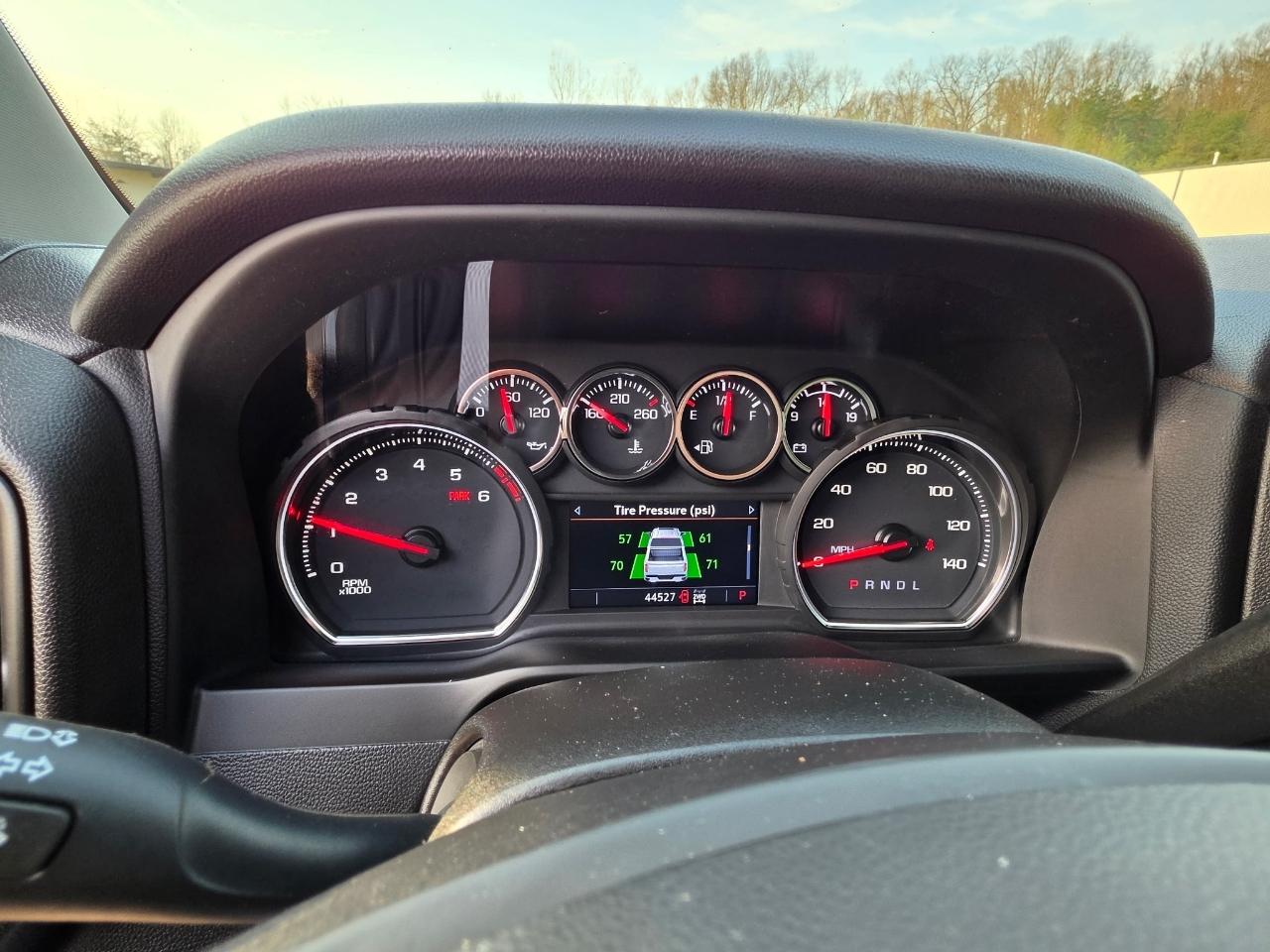 Chevrolet Silverado 2500HD Custom Crew Cab Short Box 4WD 2022