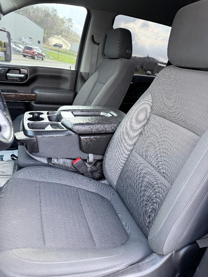 GMC Sierra 2500HD 4WD Crew Cab 153" SLE 2022