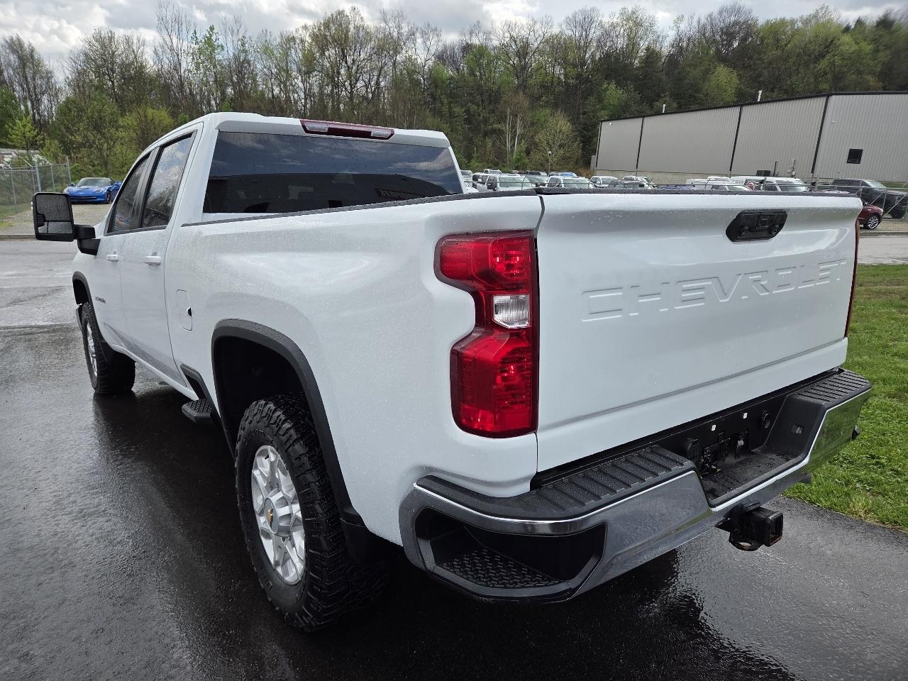 Chevrolet Silverado 2500HD 4WD Crew Cab 153.7" LT 2024
