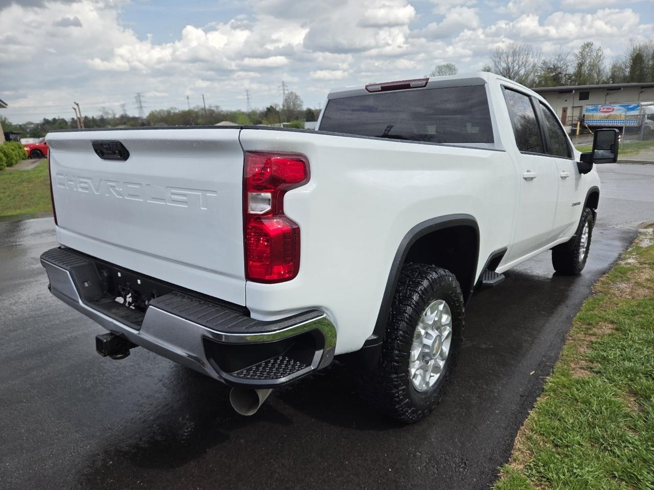 Chevrolet Silverado 2500HD 4WD Crew Cab 153.7" LT 2024