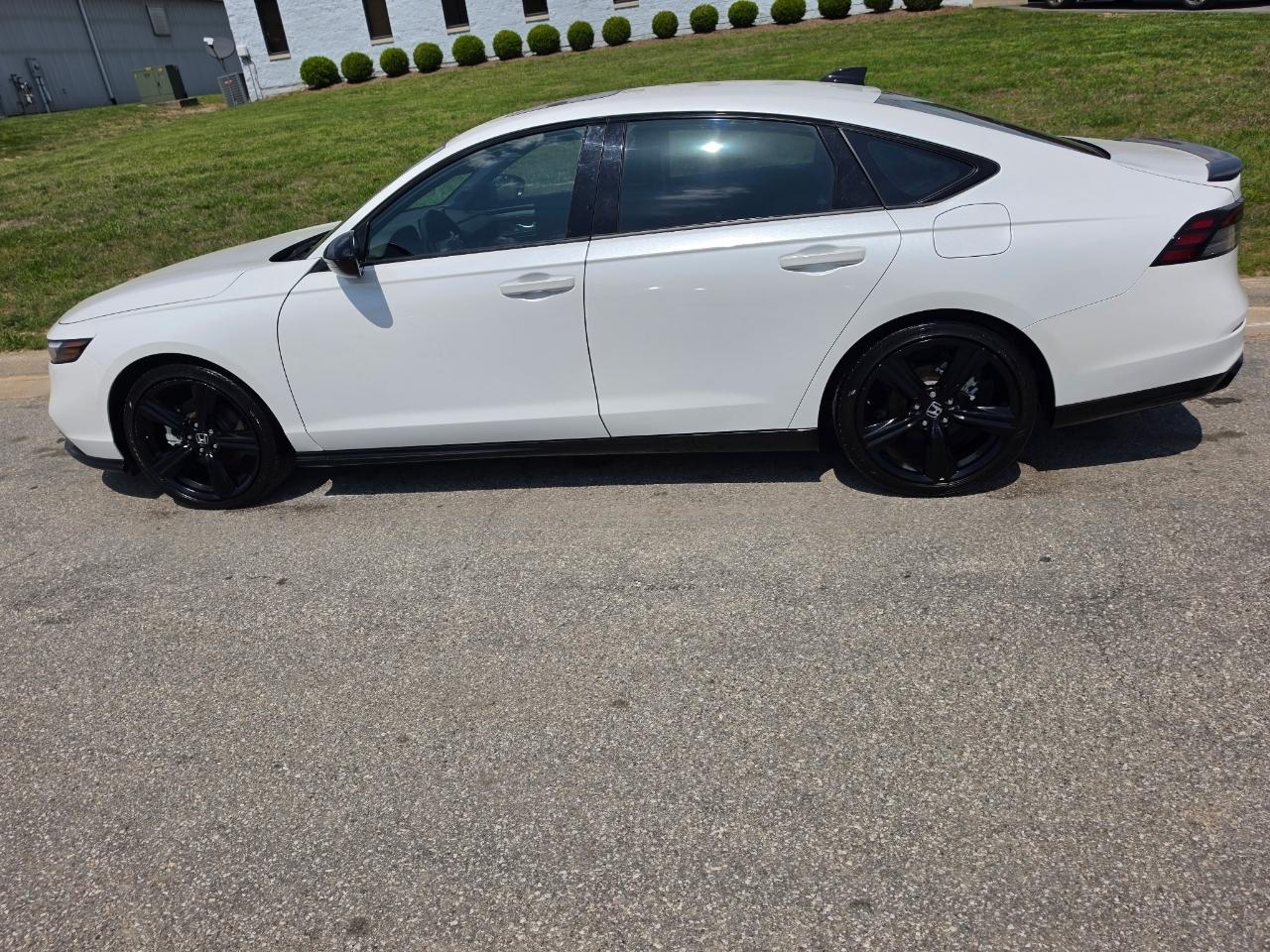 Honda Accord Sport-L Hybrid 2023