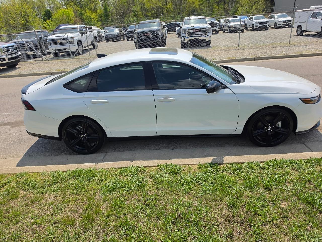 Honda Accord Sport-L Hybrid 2023