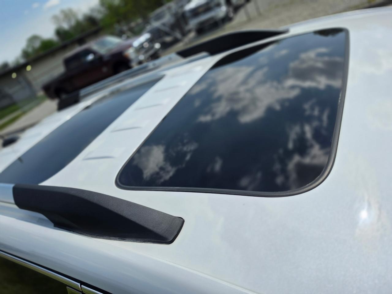 GMC Acadia Denali AWD 2017