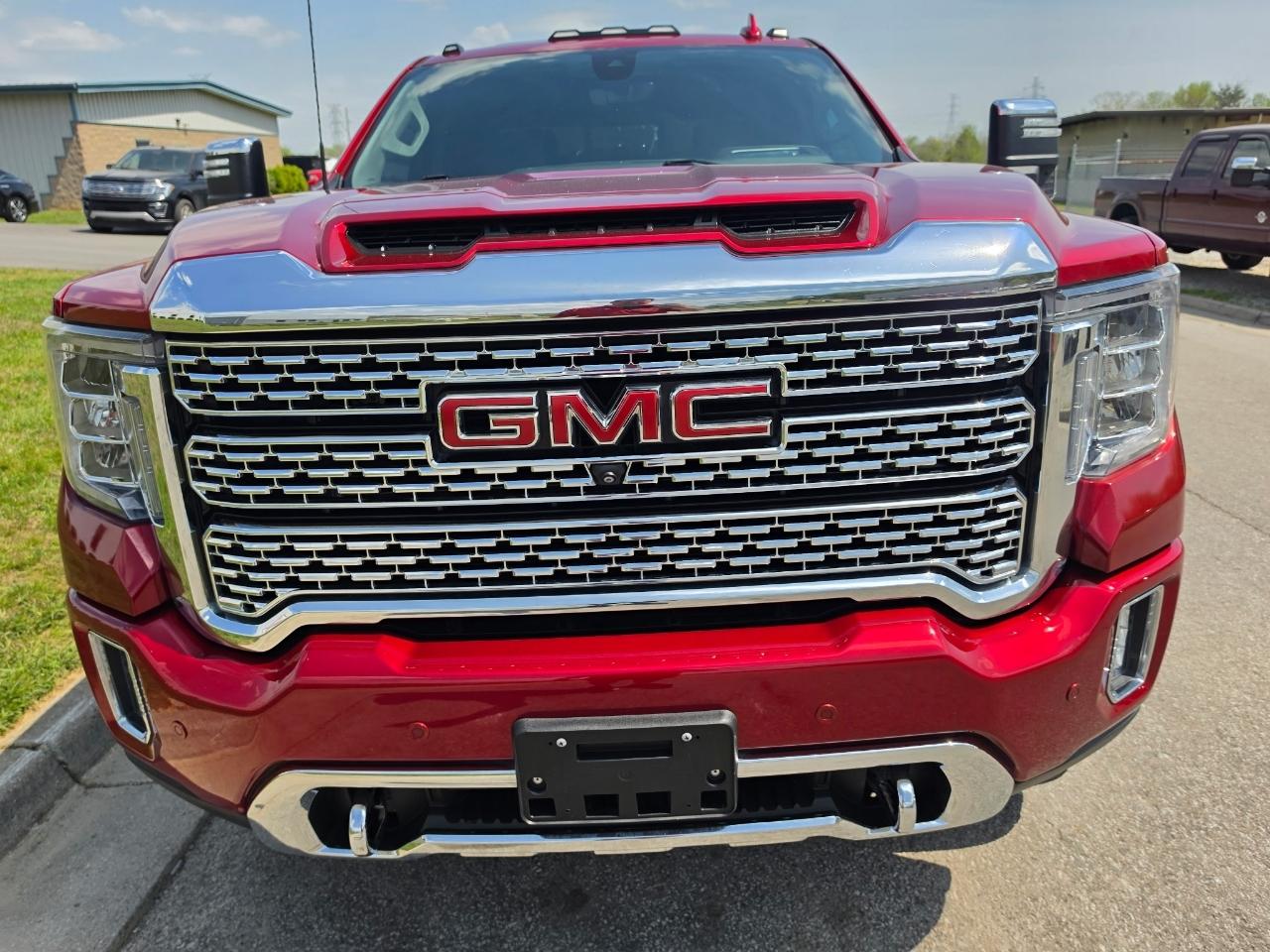 GMC Sierra 2500HD Denali Crew Cab 4WD 2021