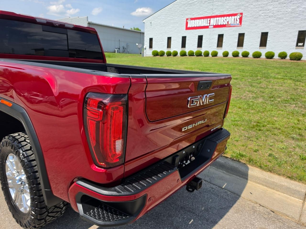 GMC Sierra 2500HD Denali Crew Cab 4WD 2021