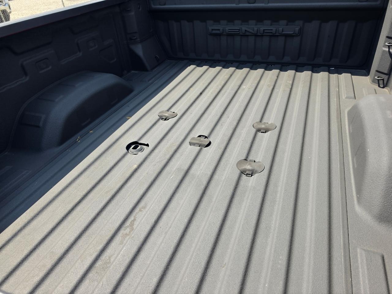 GMC Sierra 2500HD Denali Crew Cab 4WD 2021