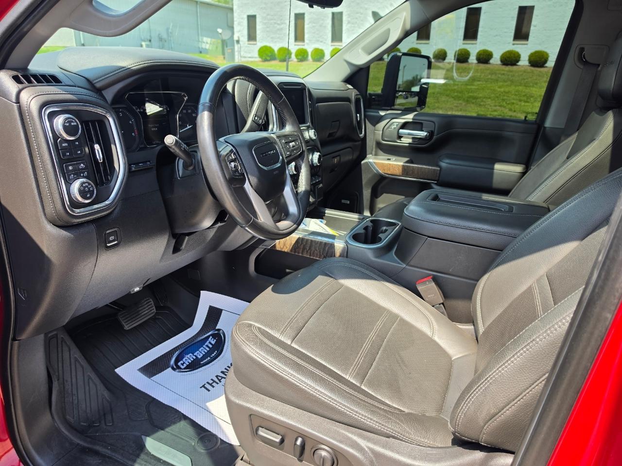 GMC Sierra 2500HD Denali Crew Cab 4WD 2021