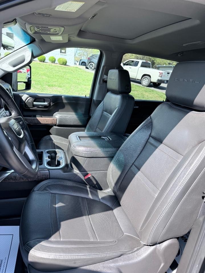 GMC Sierra 2500HD Denali Crew Cab 4WD SB 2023