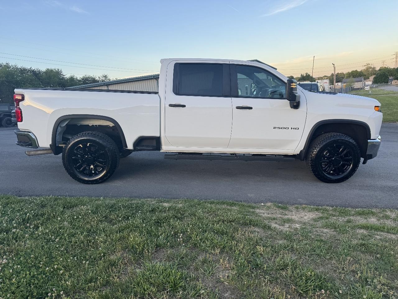 Chevrolet Silverado 2500HD 4WD Crew Cab 153" LT 2023