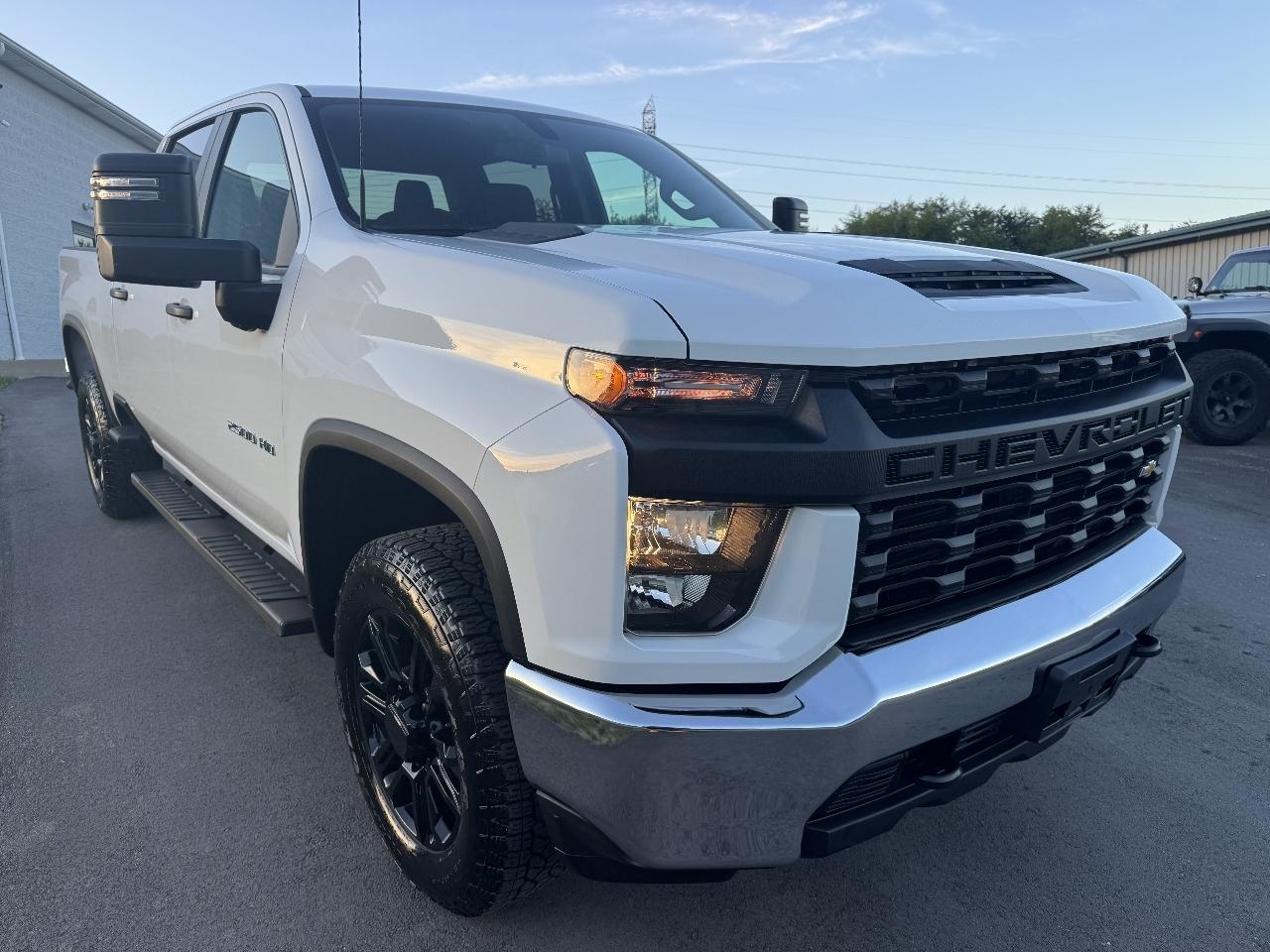 Chevrolet Silverado 2500HD 4WD Crew Cab 153" LT 2023