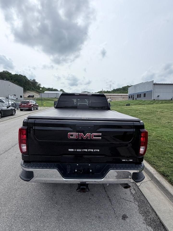 GMC Sierra 2500HD 4WD Crew Cab 153.7" SLE 2022