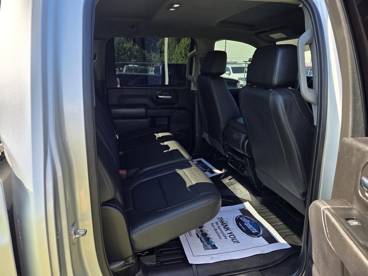 GMC Sierra 3500HD Pro Crew Cab 4WD SB 2023