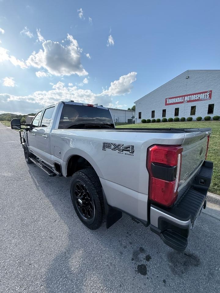 Ford F-350 SD XLT 4WD 2023