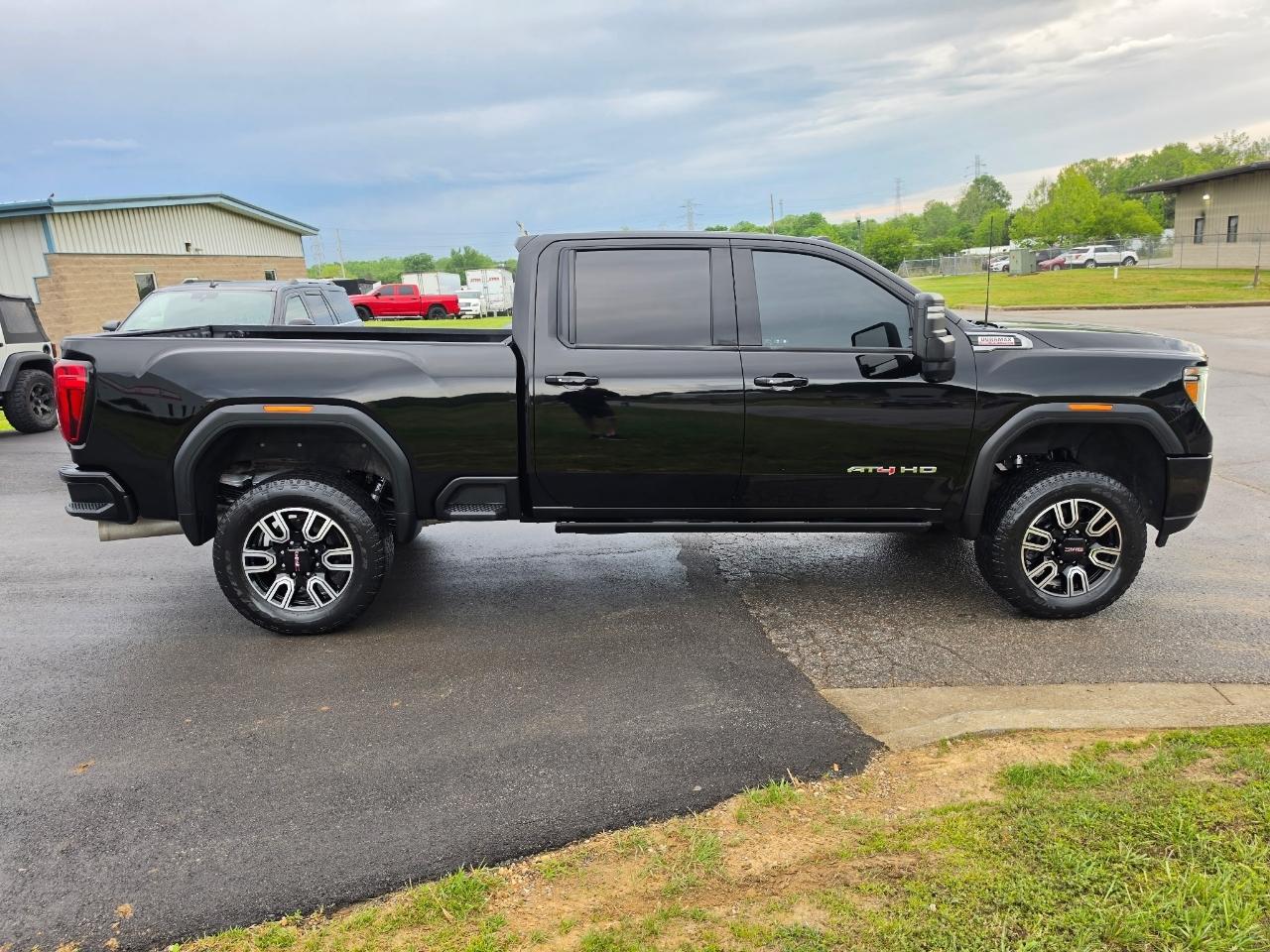 GMC Sierra 2500HD 4WD Crew Cab 159" AT4 2020
