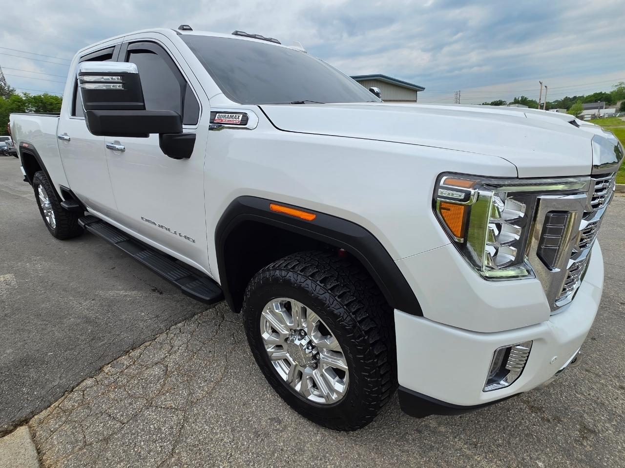 GMC Sierra 3500HD Denali Crew Cab Long Box 4WD 2022