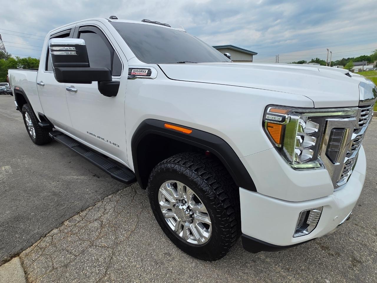 GMC Sierra 3500HD Denali Crew Cab Long Box 4WD 2022