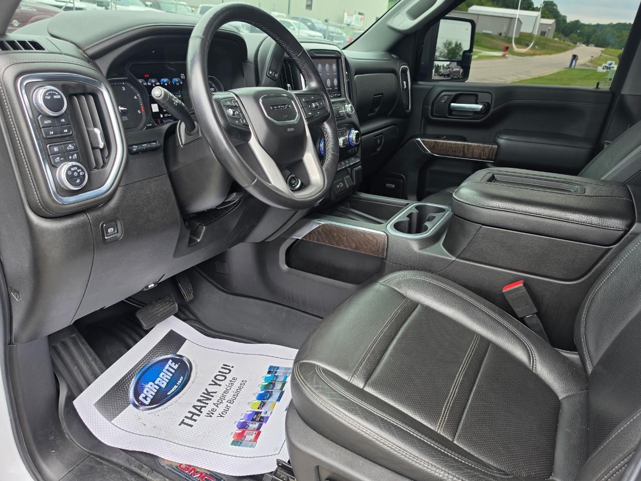 GMC Sierra 3500HD Denali Crew Cab Long Box 4WD 2022