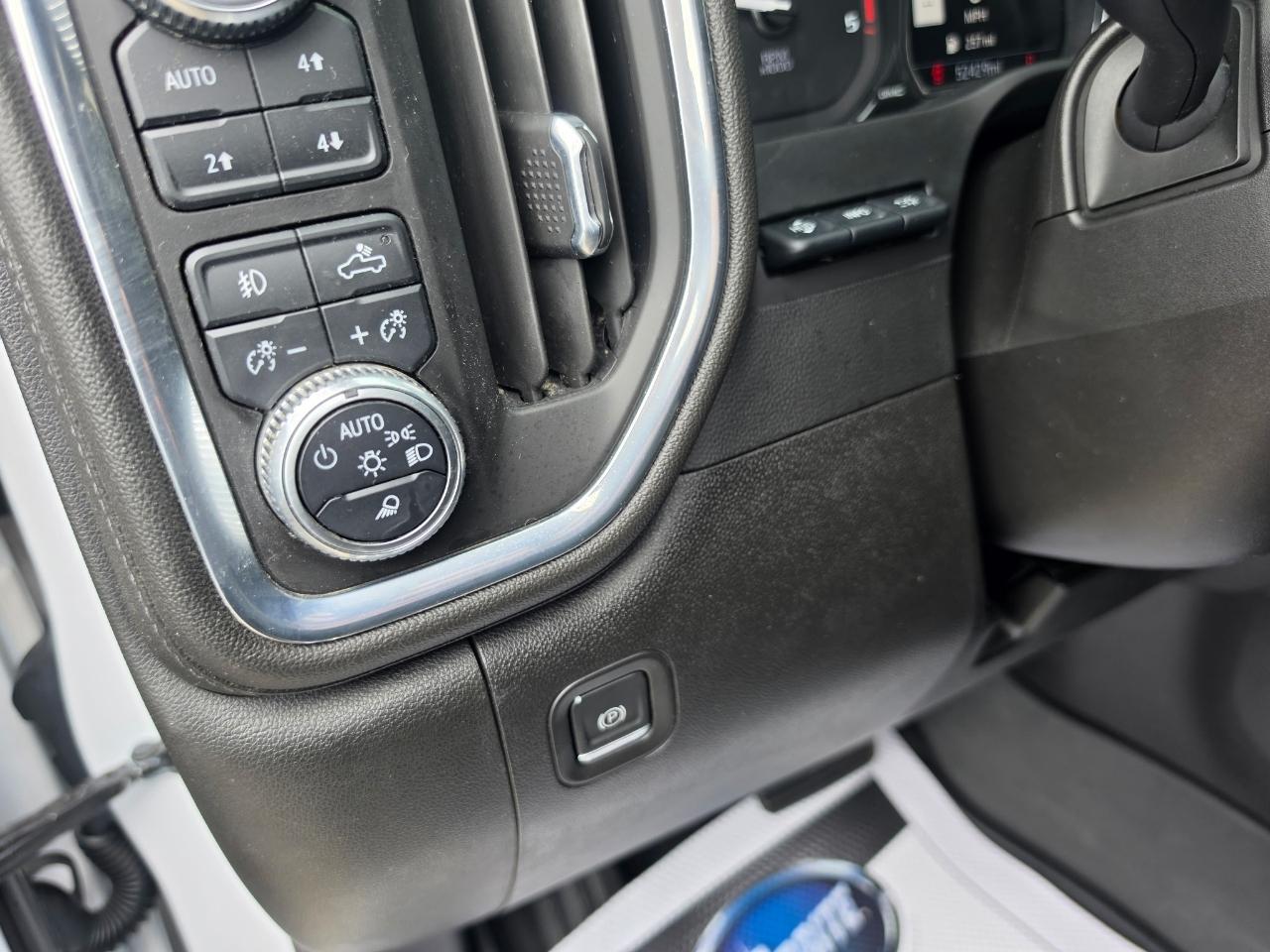 GMC Sierra 3500HD Denali Crew Cab Long Box 4WD 2022