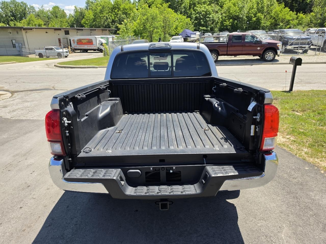 Toyota Tacoma SR5 Double Cab 2021