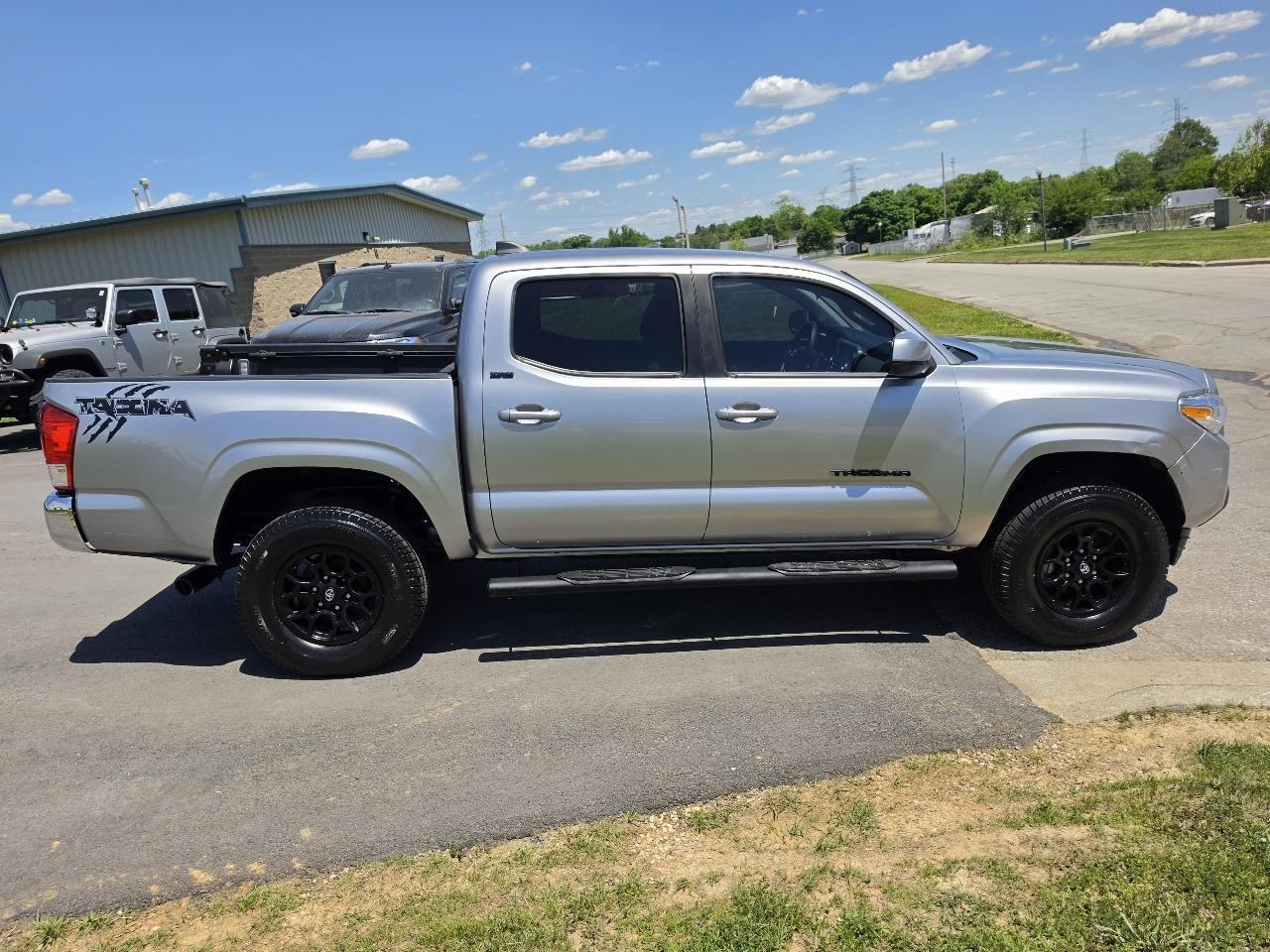 Toyota Tacoma SR5 Double Cab 2021