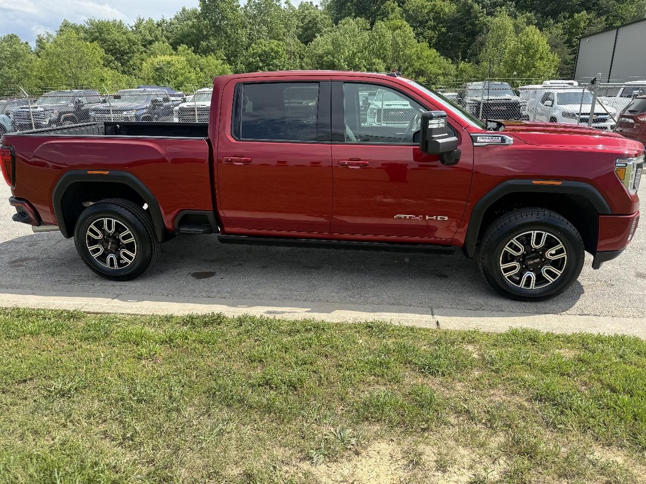 GMC Sierra 2500HD AT4 Crew Cab 4WD 2022