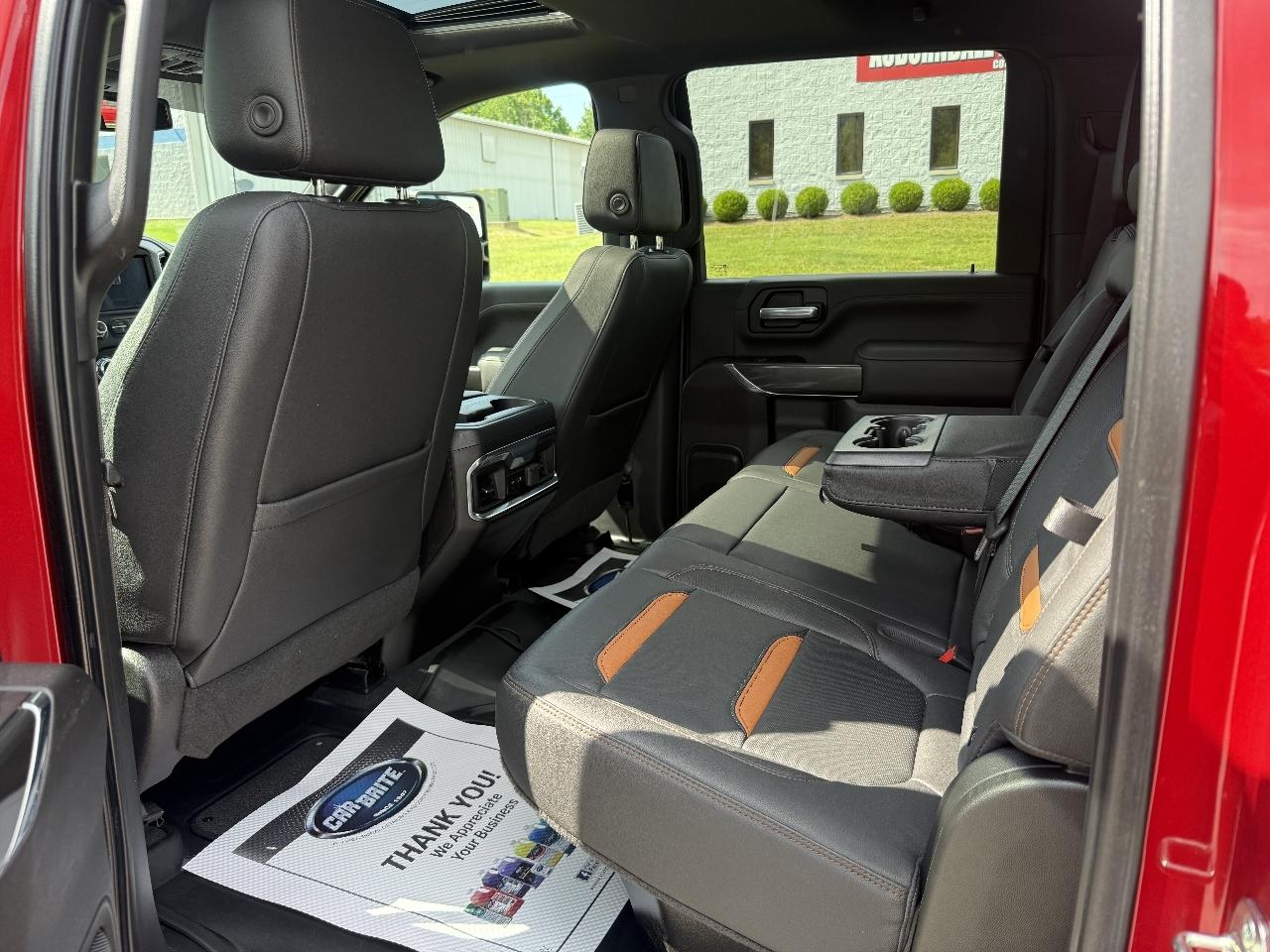 GMC Sierra 2500HD AT4 Crew Cab 4WD 2022