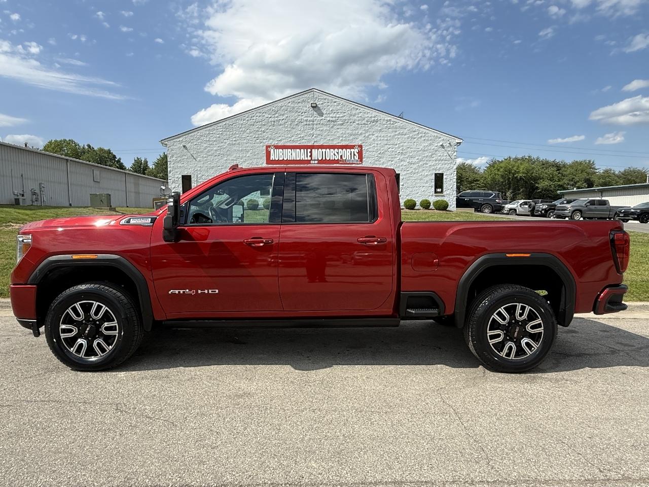 GMC Sierra 2500HD AT4 Crew Cab 4WD 2022