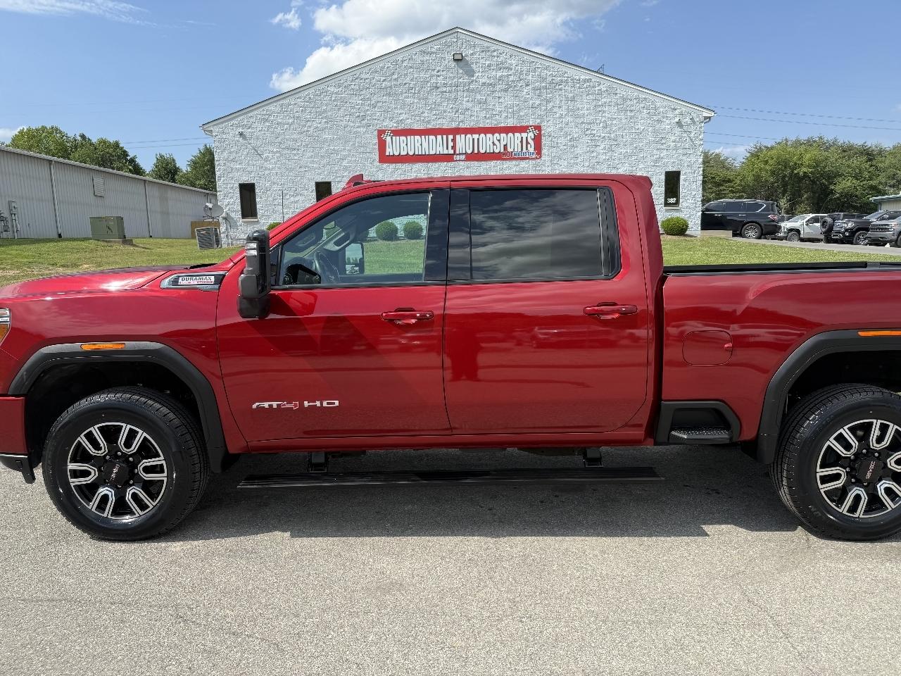 GMC Sierra 2500HD AT4 Crew Cab 4WD 2022