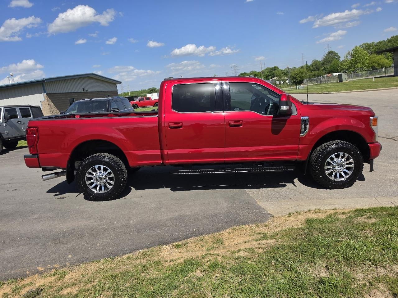 Ford F-250 SD Lariat Crew Cab 4WD 2022