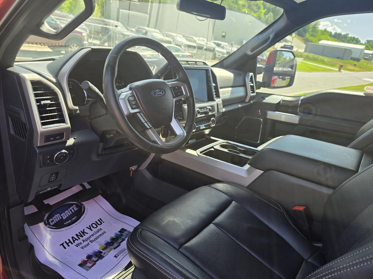 Ford F-250 SD Lariat Crew Cab 4WD 2022