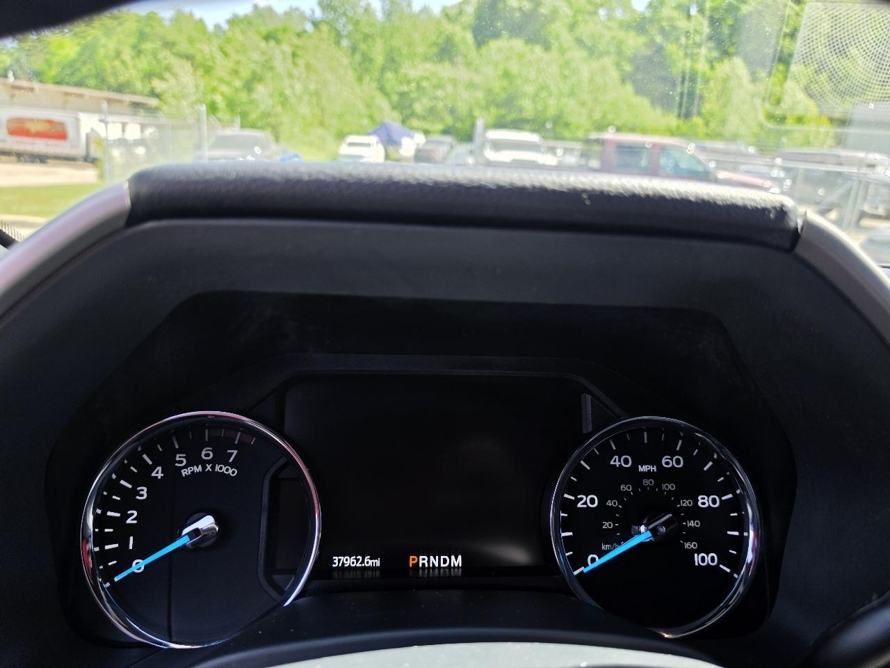 Ford F-250 SD Lariat Crew Cab 4WD 2022