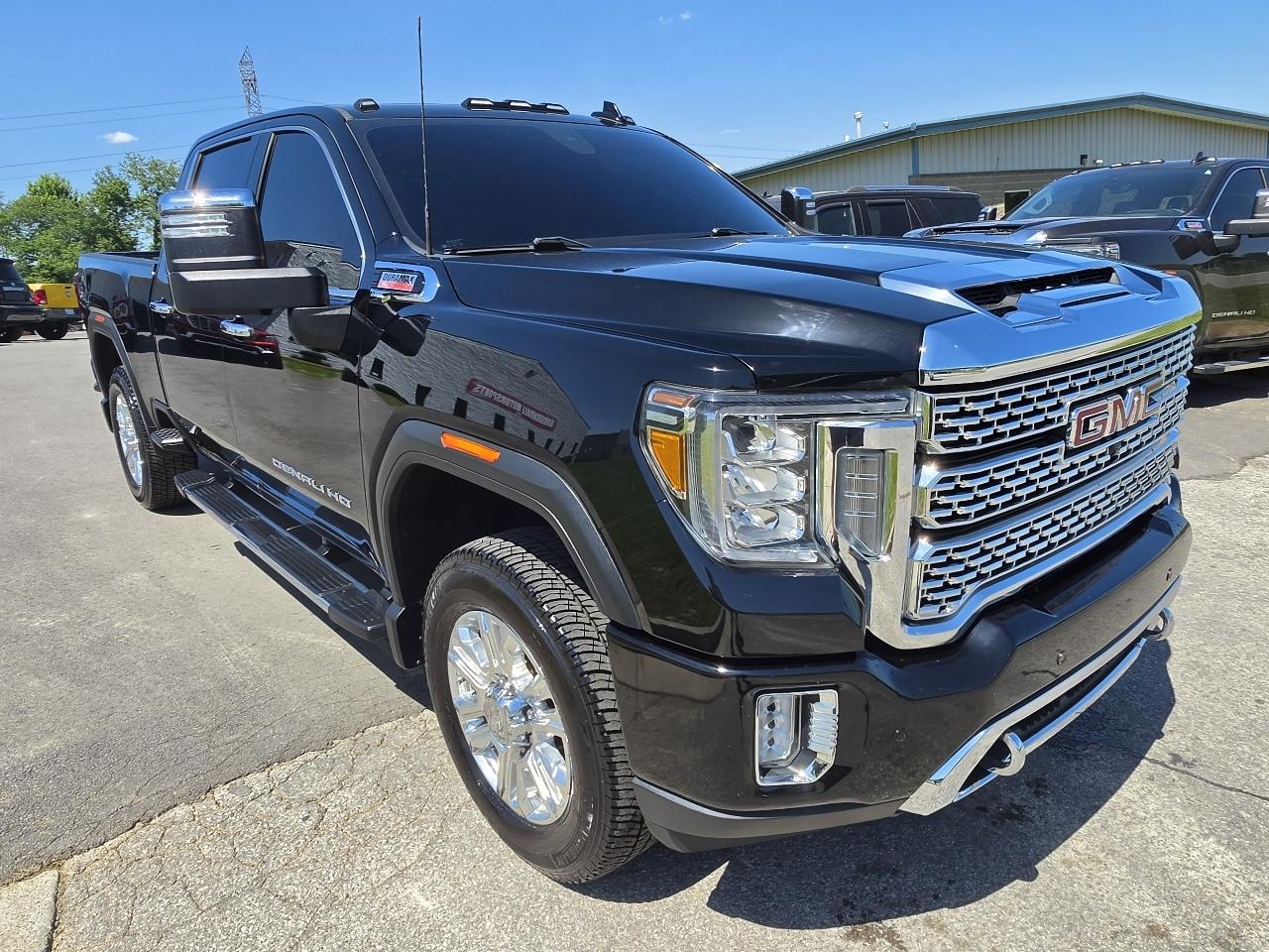 GMC Sierra 2500HD Denali Crew Cab 4WD 2020