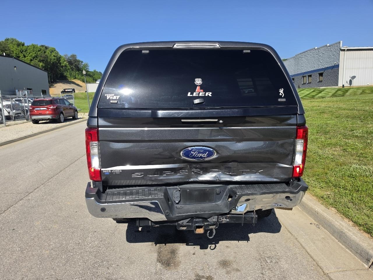Ford F-350 SD Lariat Crew Cab 4WD 2018