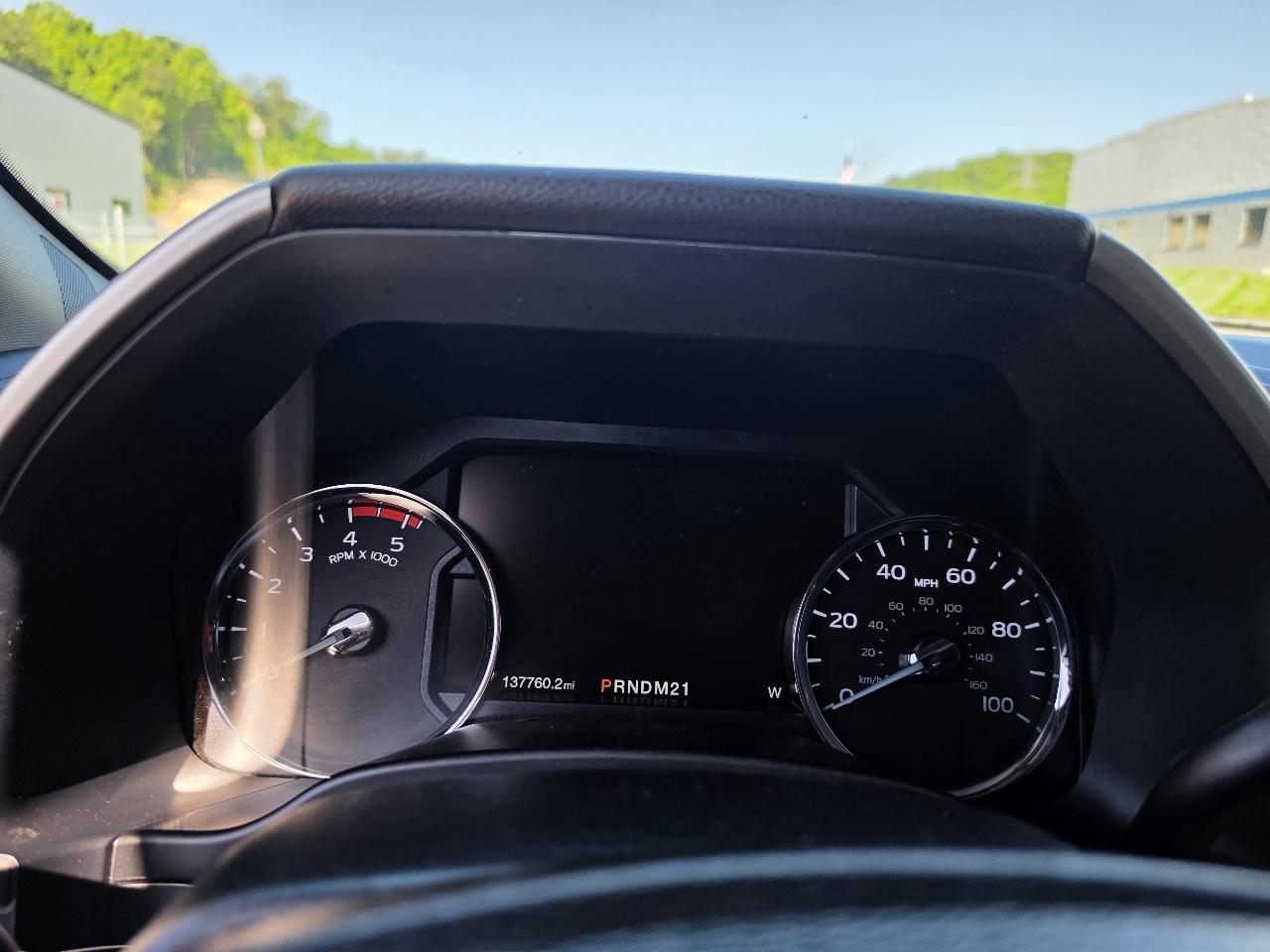 Ford F-350 SD Lariat Crew Cab 4WD 2018