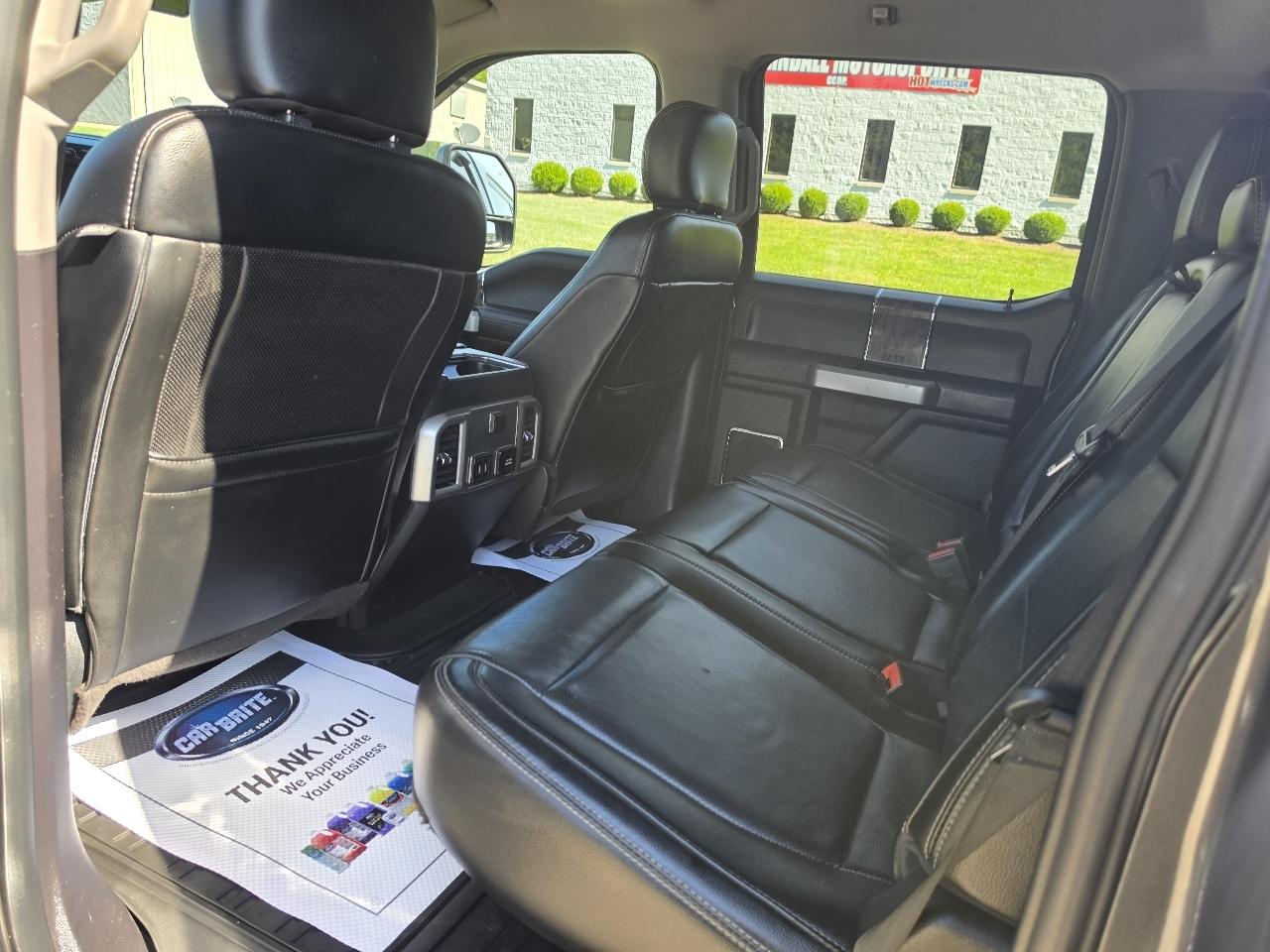 Ford F-350 SD Lariat Crew Cab 4WD 2018