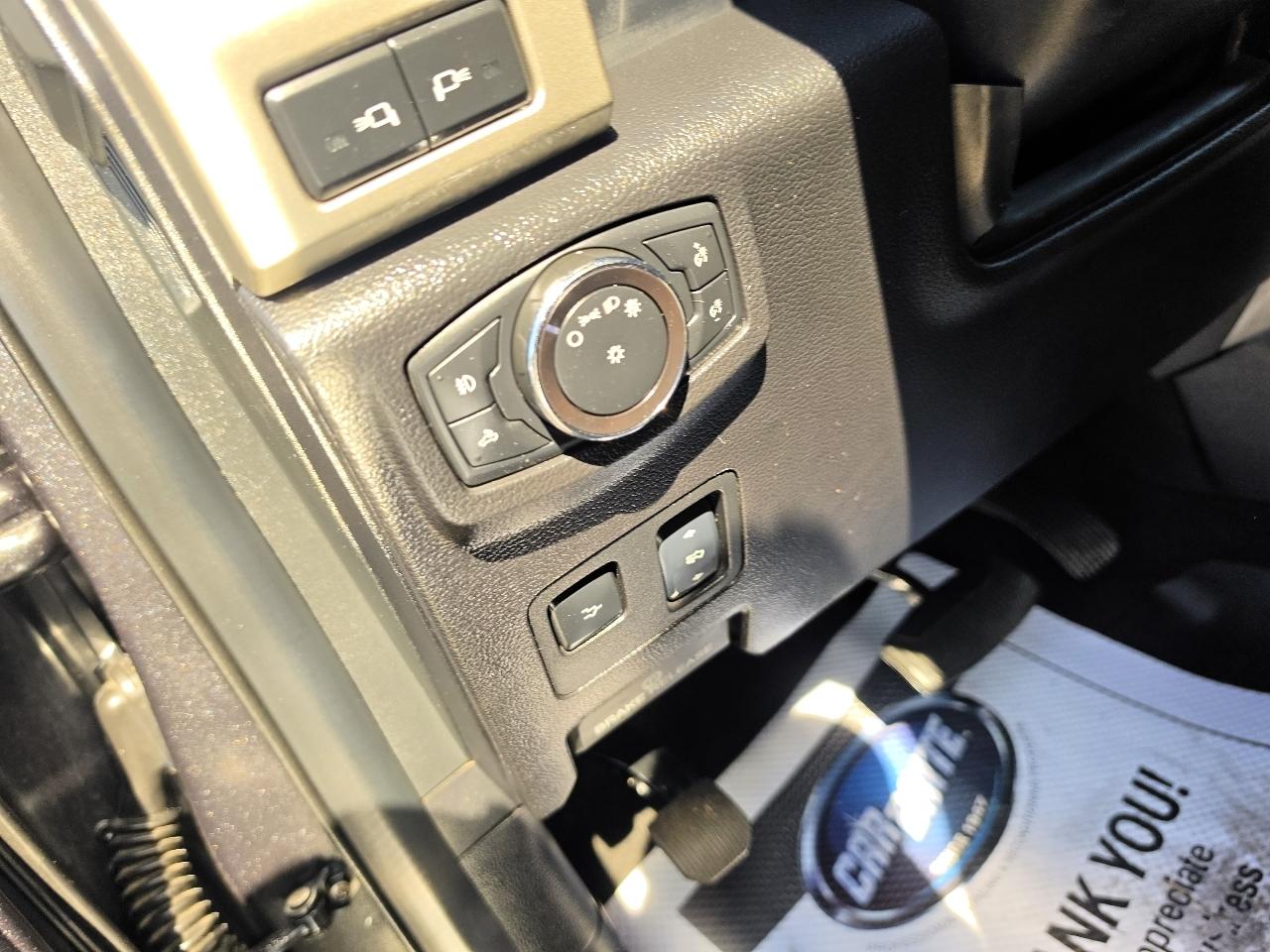 Ford F-350 SD Lariat Crew Cab 4WD 2018